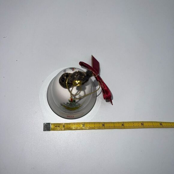 Spode Christmas Edition 2022 Annual Bell ornament - Picture 7 of 14